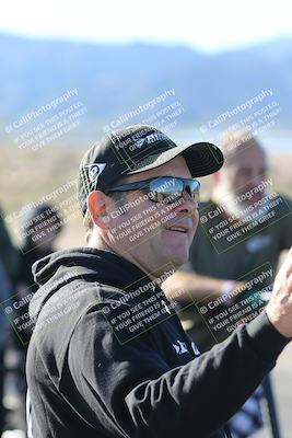 media/Jan-15-2026-Racers Edge (Thu) [[dfebeb70ab]]/1-Around the Pits-Track Walk/